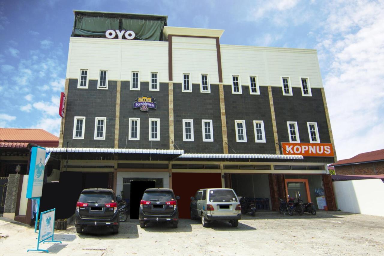โอโย 2310 เรสซิเดนซ์ 68 Hotel เปอมาตังเสียนตาร์ ภายนอก รูปภาพ